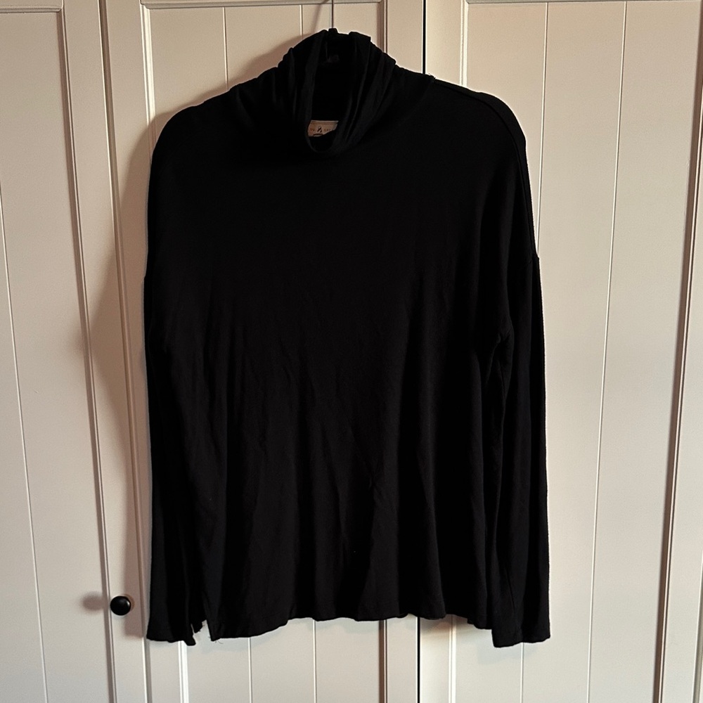 Lou & Grey Signature Soft Black Knit Turtleneck